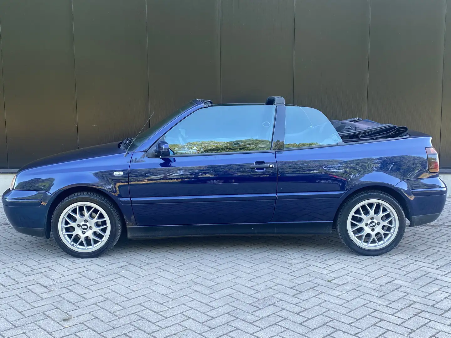 Volkswagen Golf Cabriolet Golf Cabriolet 2.0 Highline Blauw - 2