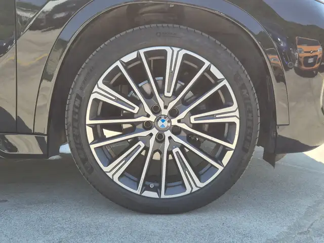 BMW X1 view 13