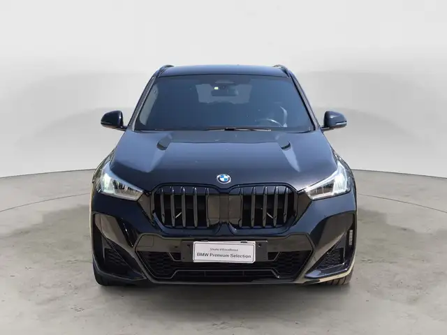BMW X1 view 2