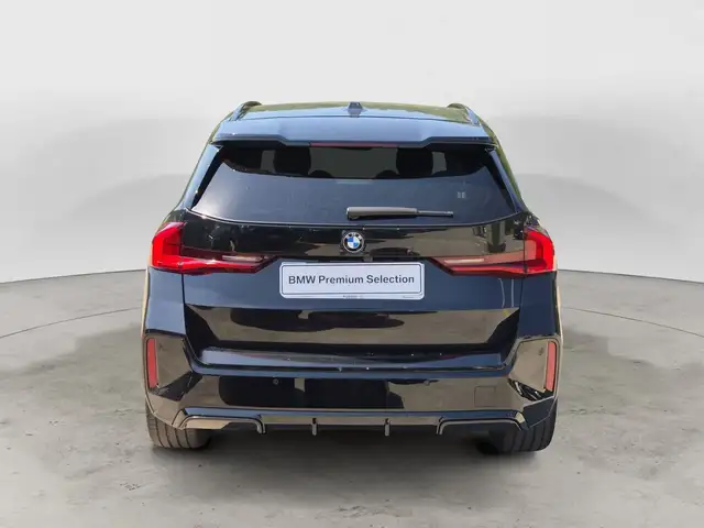 BMW X1 view 3