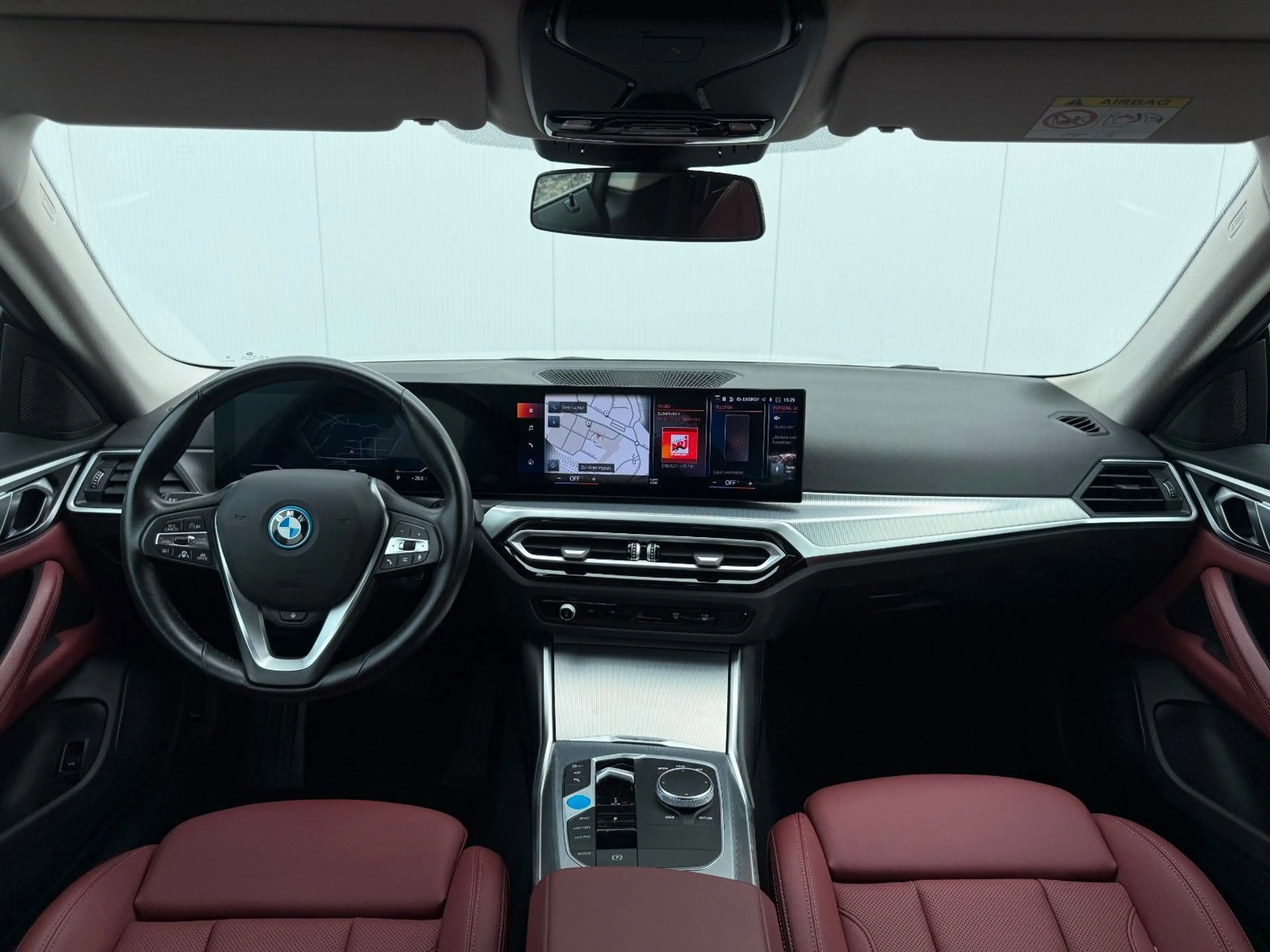 BMW i4 Gran Coupe 35 eDrive LED 360GRAD KAMERA KEYL. — photo 12