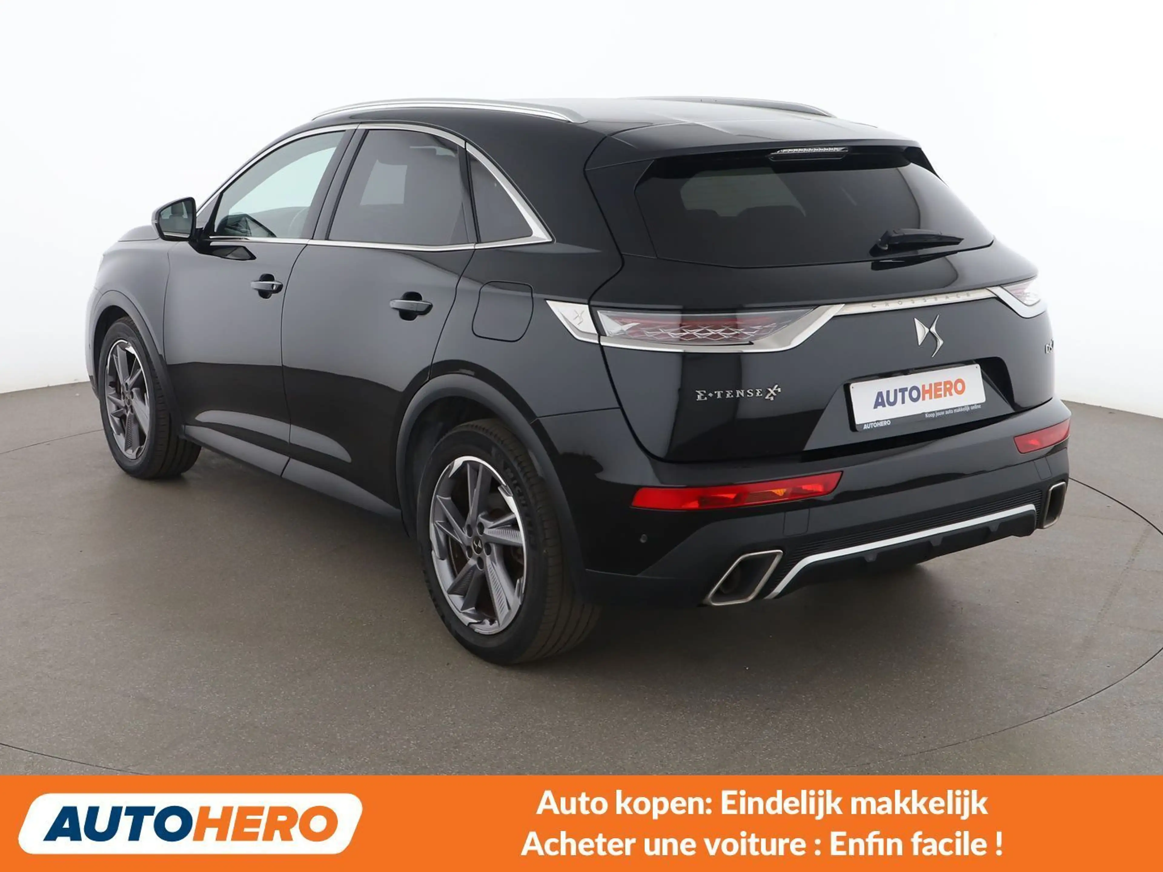 DS Automobiles DS 7 Crossback 1.6 E-Tense Hybrid Grand Chic 4x4 — photo 4