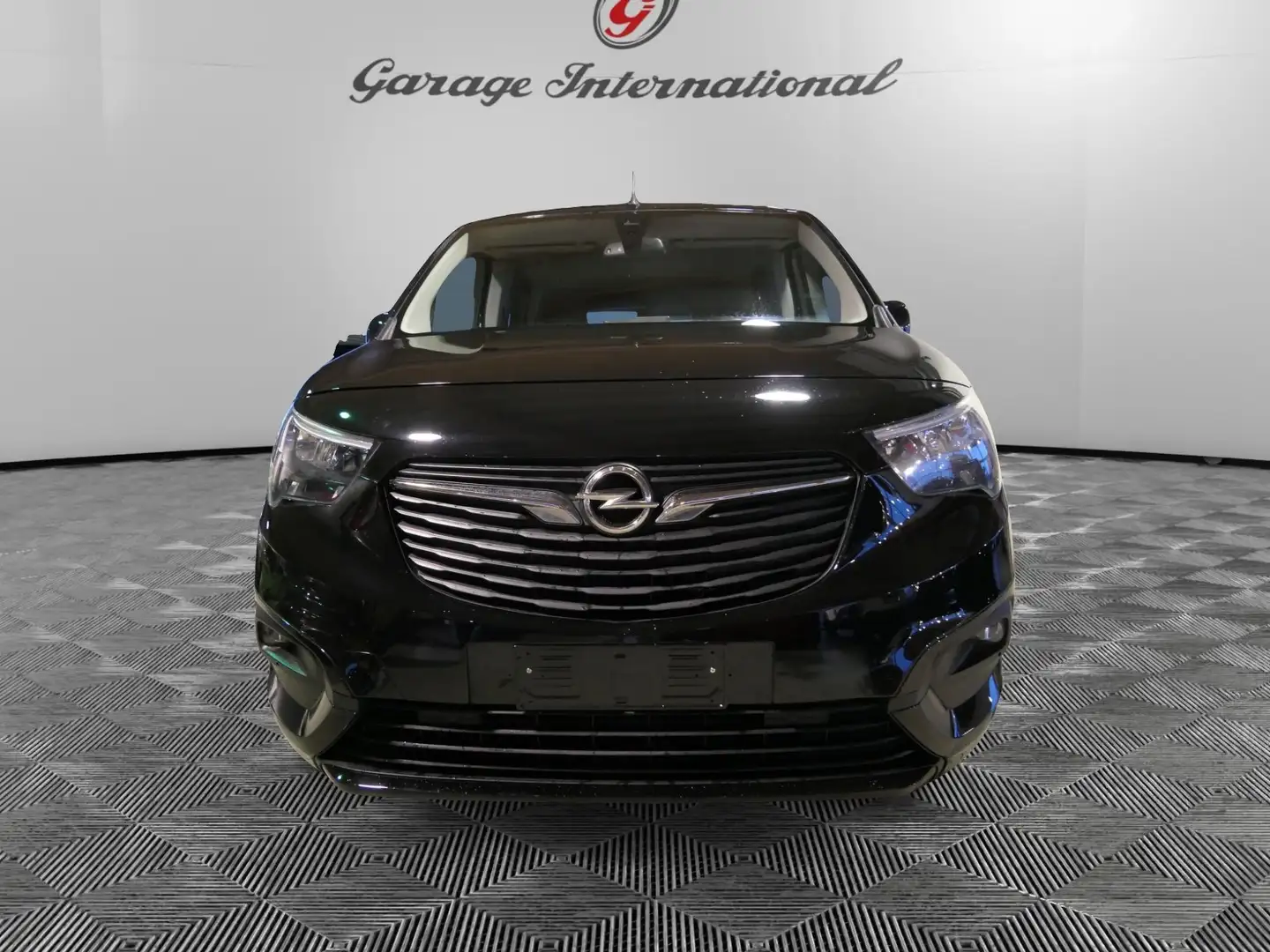 Opel Combo Life Combo Life 1.2 110 CV S&S MT6 Advance XL  7P. Noir - 2