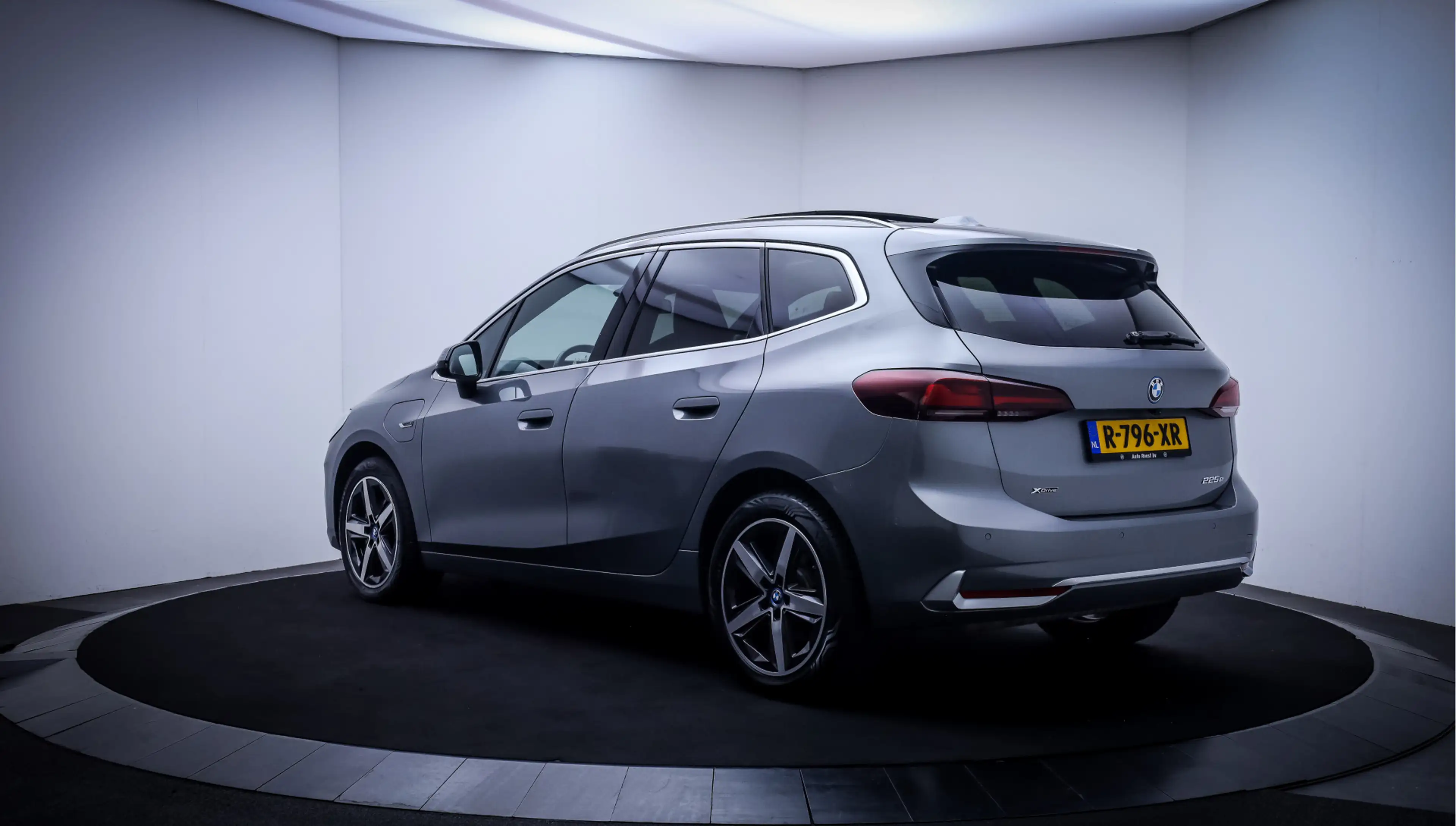 BMW 225 2-serie Active Tourer 225e xDr. LUXURY LINE PANO | — photo 8