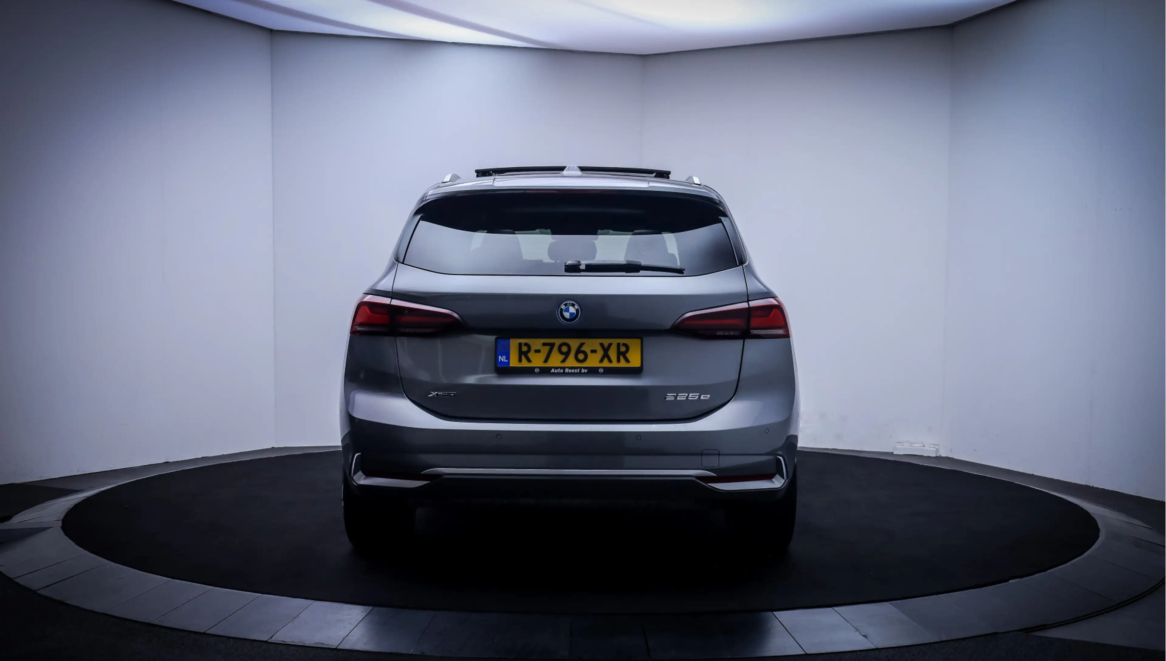 BMW 225 2-serie Active Tourer 225e xDr. LUXURY LINE PANO | — photo 6