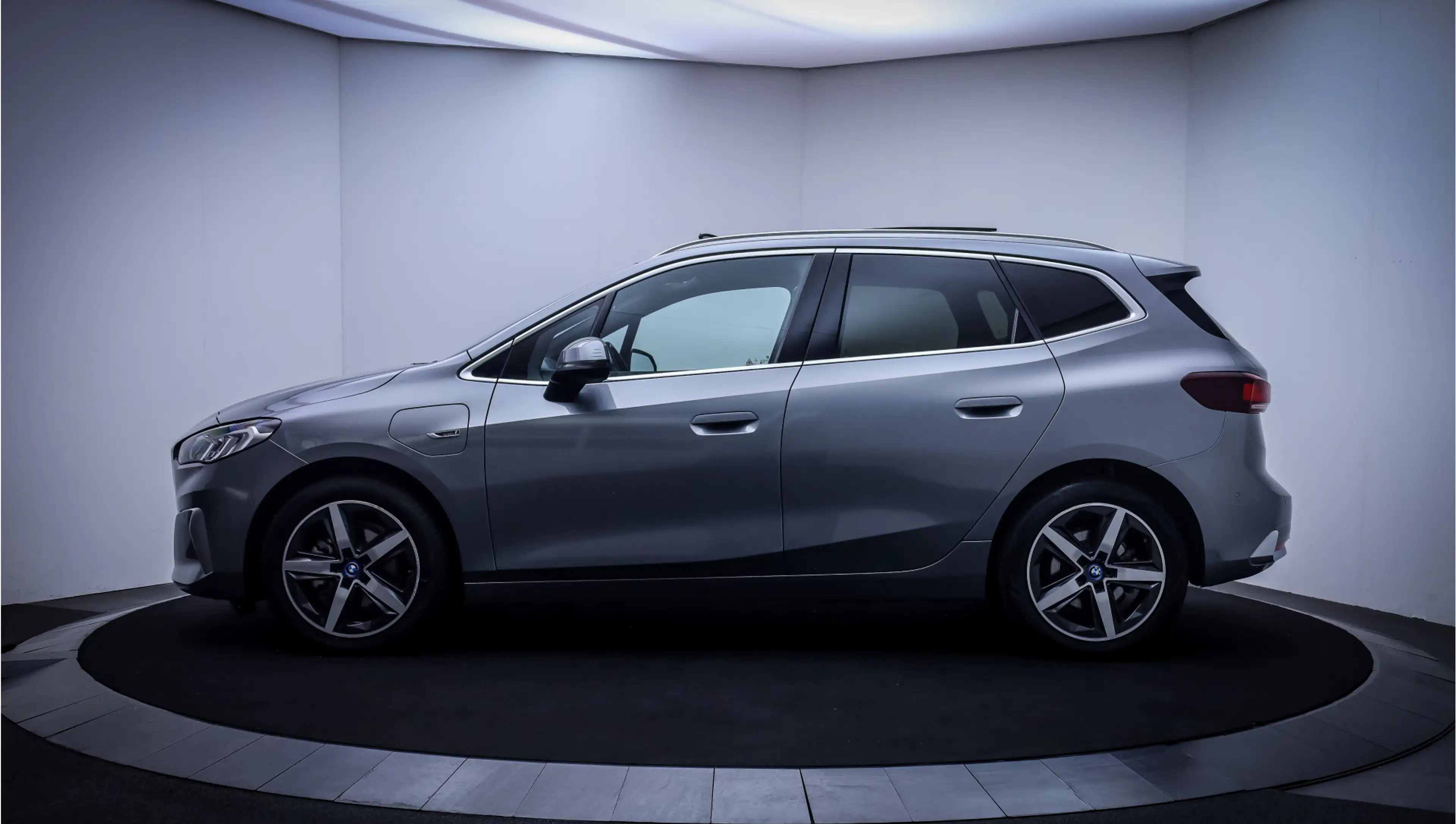 BMW 225 2-serie Active Tourer 225e xDr. LUXURY LINE PANO | — photo 12