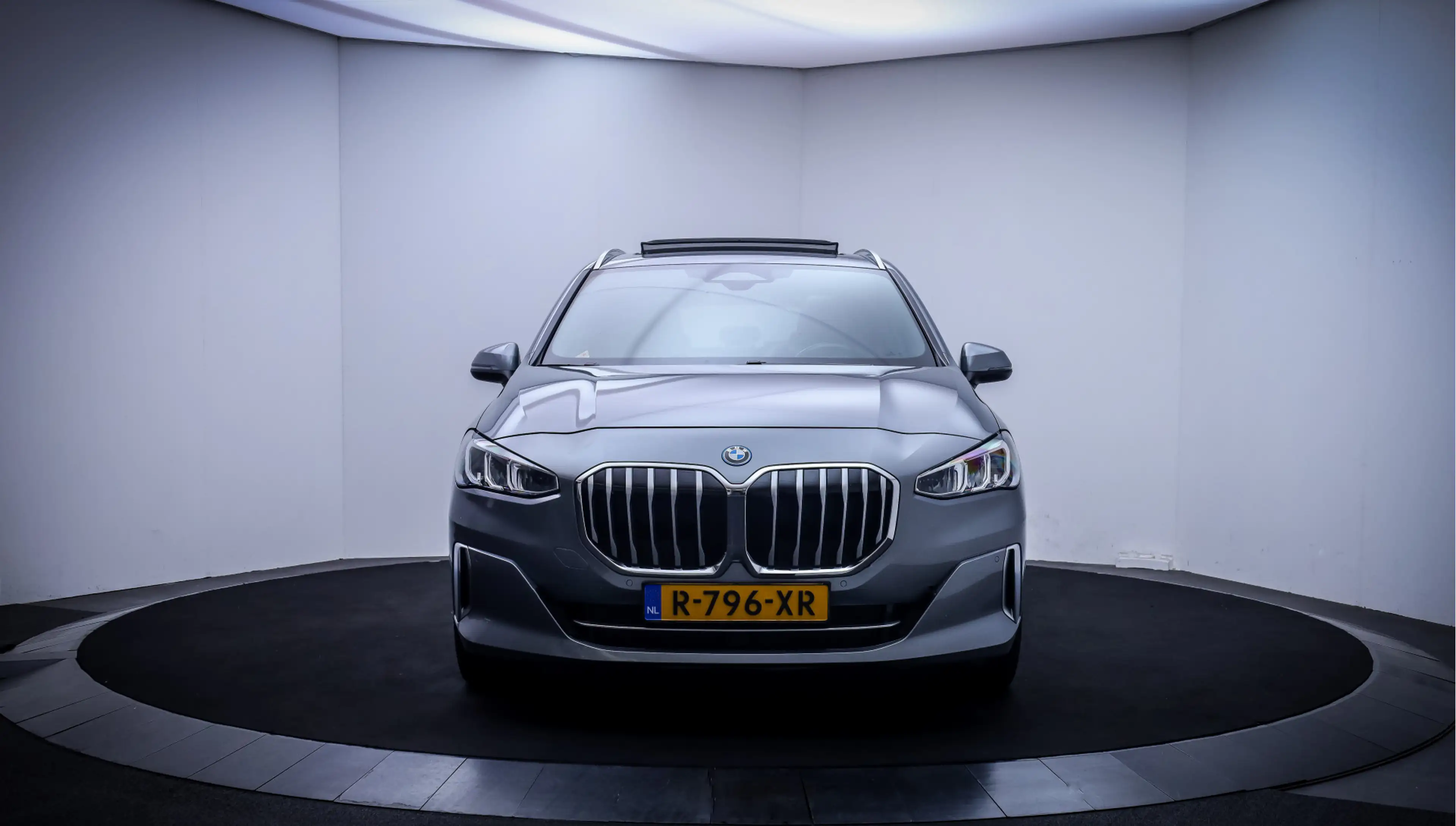 BMW 225 2-serie Active Tourer 225e xDr. LUXURY LINE PANO | — photo 2