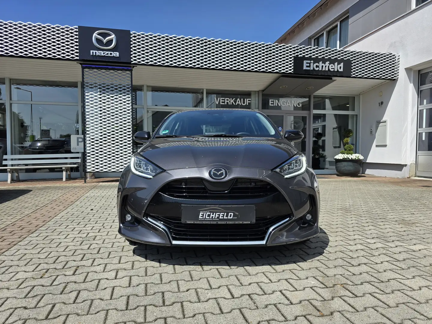 Mazda 2 Hybrid AGILE COMFORT-P SAFETY-P 1.5L VVT-i 116 PS Gris - 1