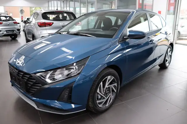 Hyundai i20 1.2 Navi Klima PDC R.cam Alu16 SHZ SOFORT