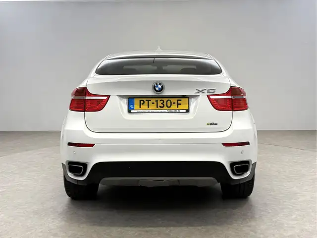 BMW X6 view 9