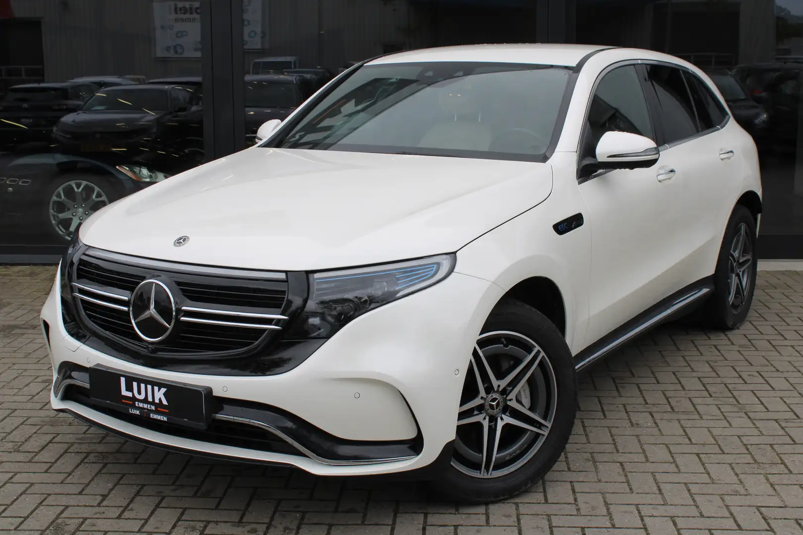Mercedes-Benz EQC 400 4MATIC AMG Line Premium 80 kWh INCL BTW Wit - 2
