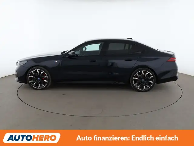 BMW I5 view 3