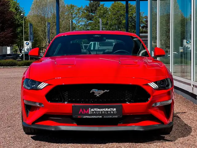 Ford Mustang view 2