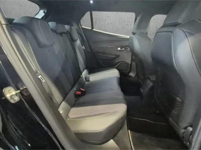 Peugeot 2008 view 14