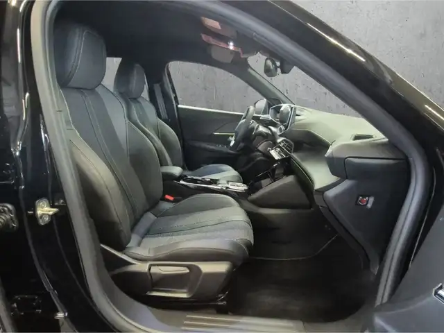 Peugeot 2008 view 13