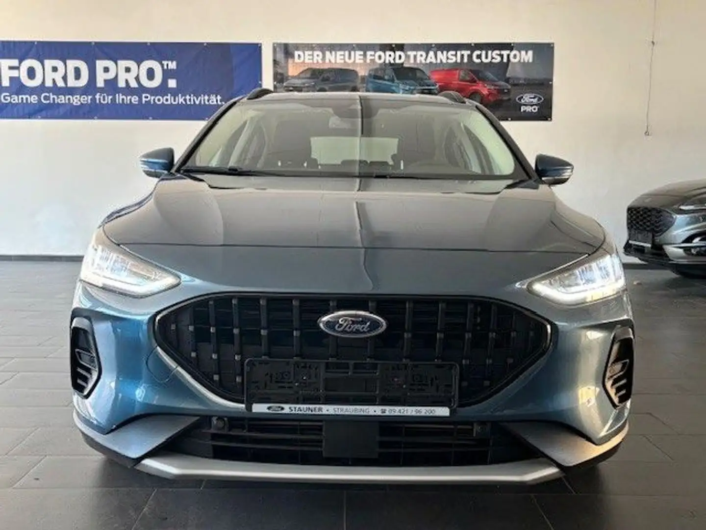 Ford Focus 1.0 EcoBoost MHEV Active*AHK*iACC*KAMERA* Blau - 2