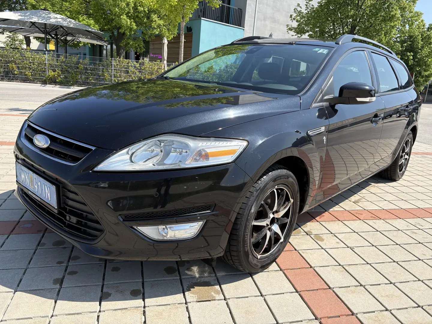 Ford Mondeo Traveller Ambiente 2,0 TDCi DPF - 1