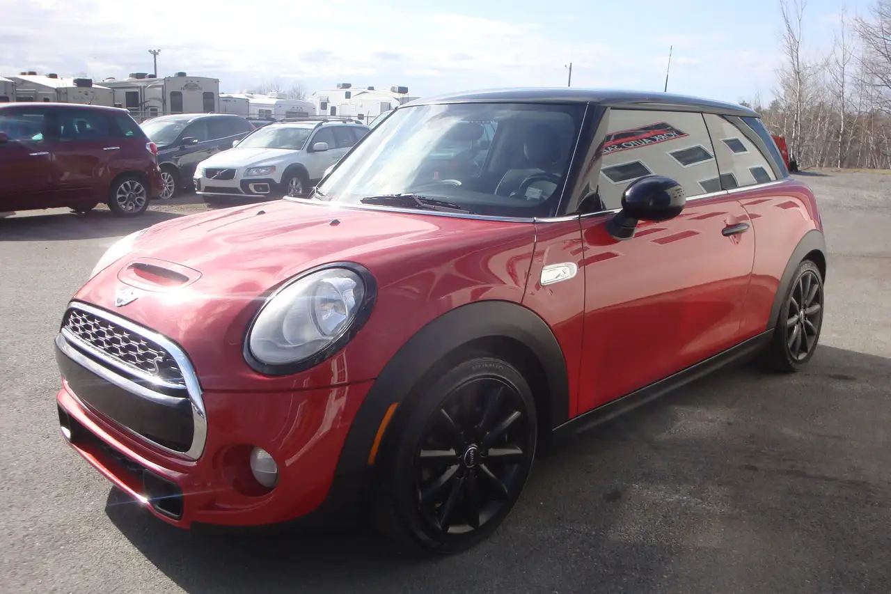 MINI Coupe снимка MINI Coupe