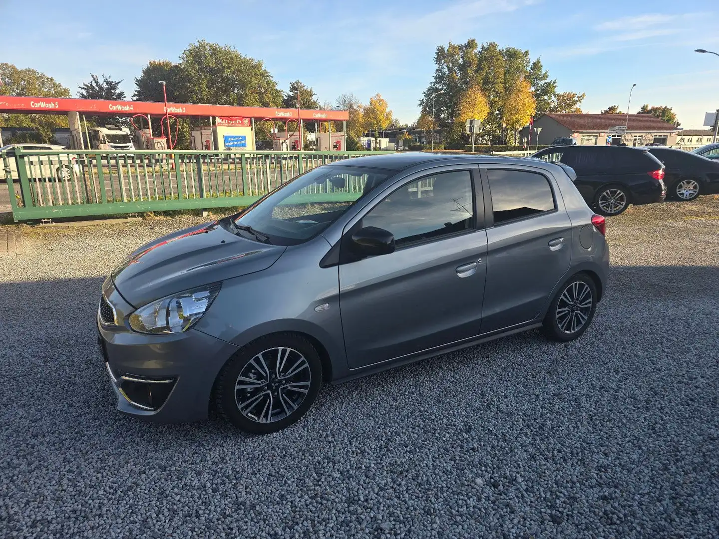 Mitsubishi Space Star Diamant Edition+ Gris - 1