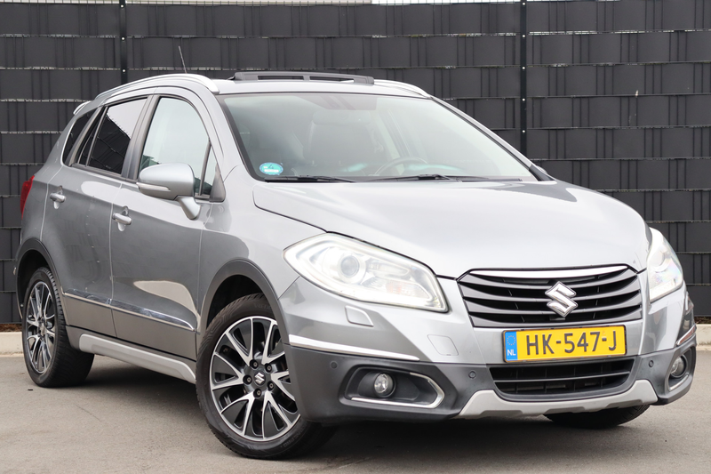 Suzuki SX4 S-Cross 1.6 High Executive AllGrip Automaat | Pano | Leder — photo 3