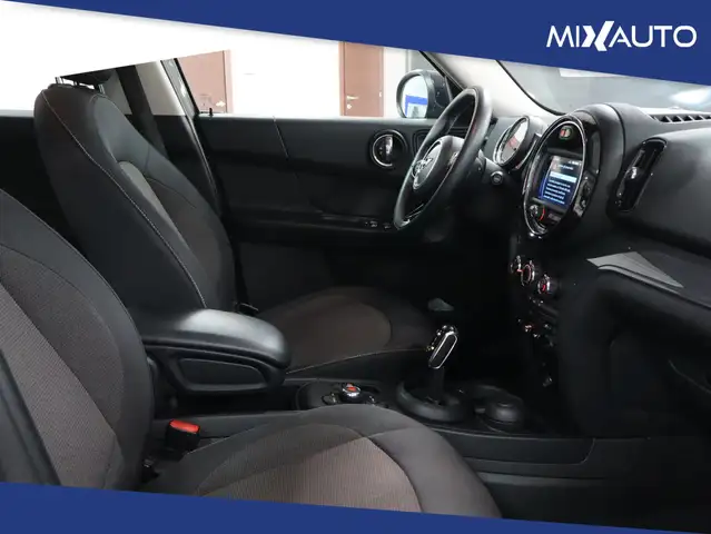 Mini Countryman view 10