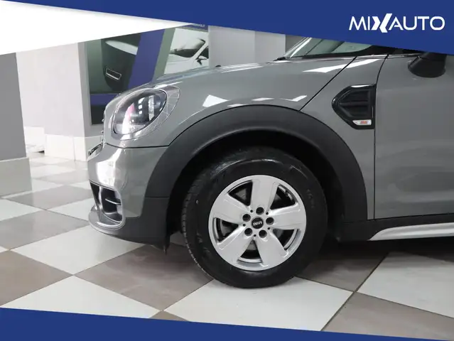 Mini Countryman view 8
