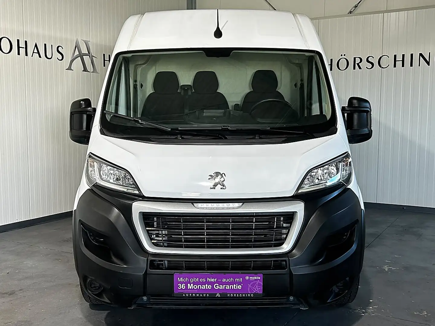Peugeot Boxer 33 L2H2 BlueHDi 140 S&S Weiß - 2