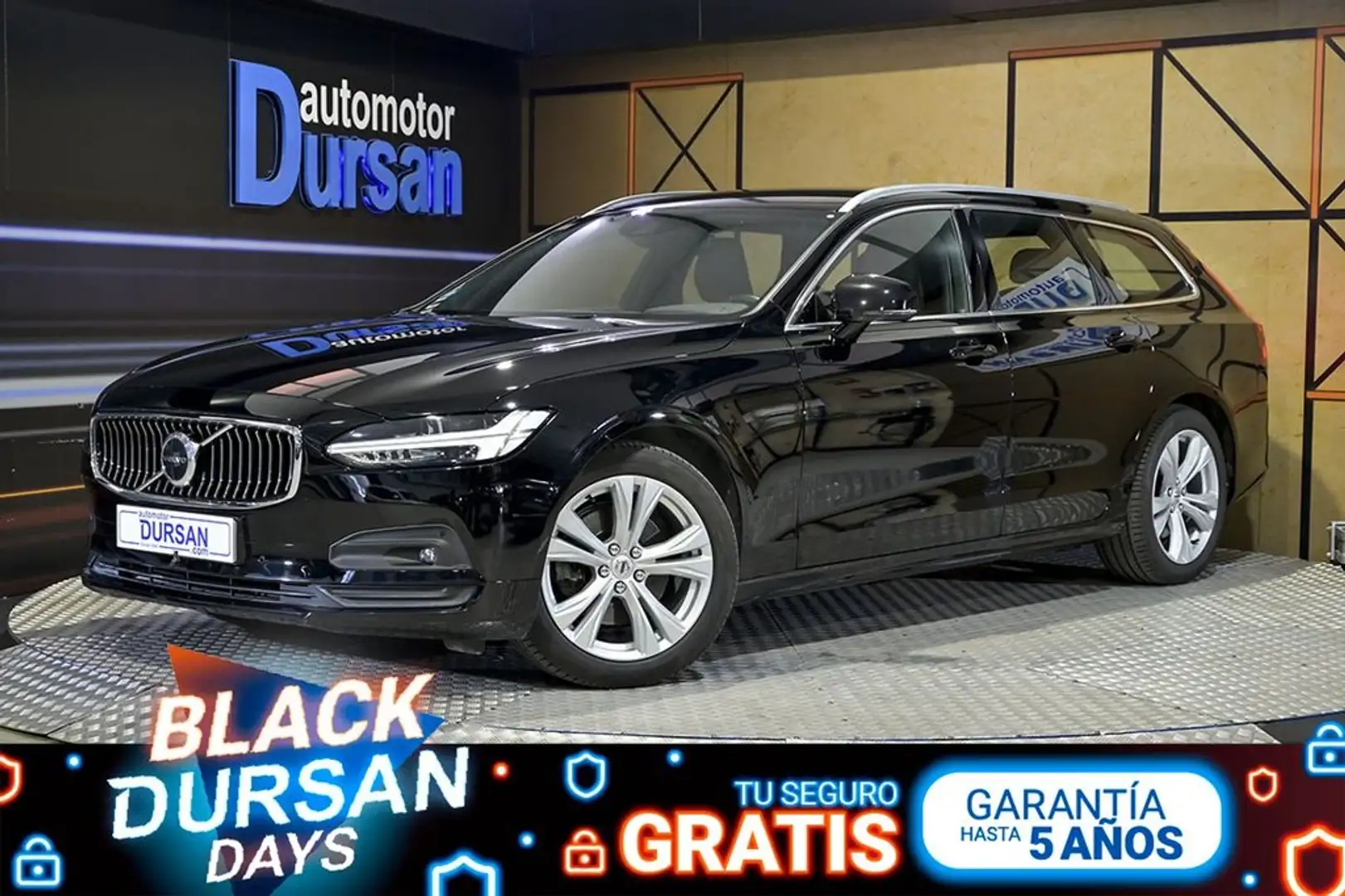 Volvo V90 2.0 D4 Momentum Pro Auto Noir - 1