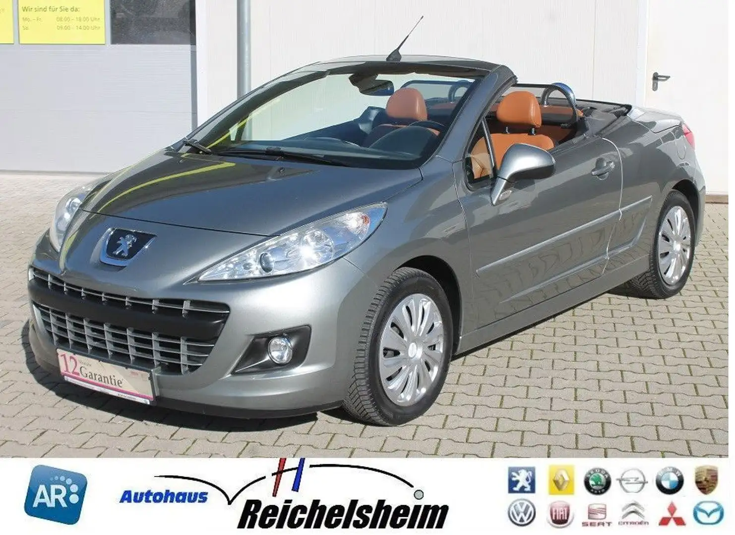 Peugeot 207 CC,Top Ausst.,wenig Km,Leder uvm,Finanz Grau - 1