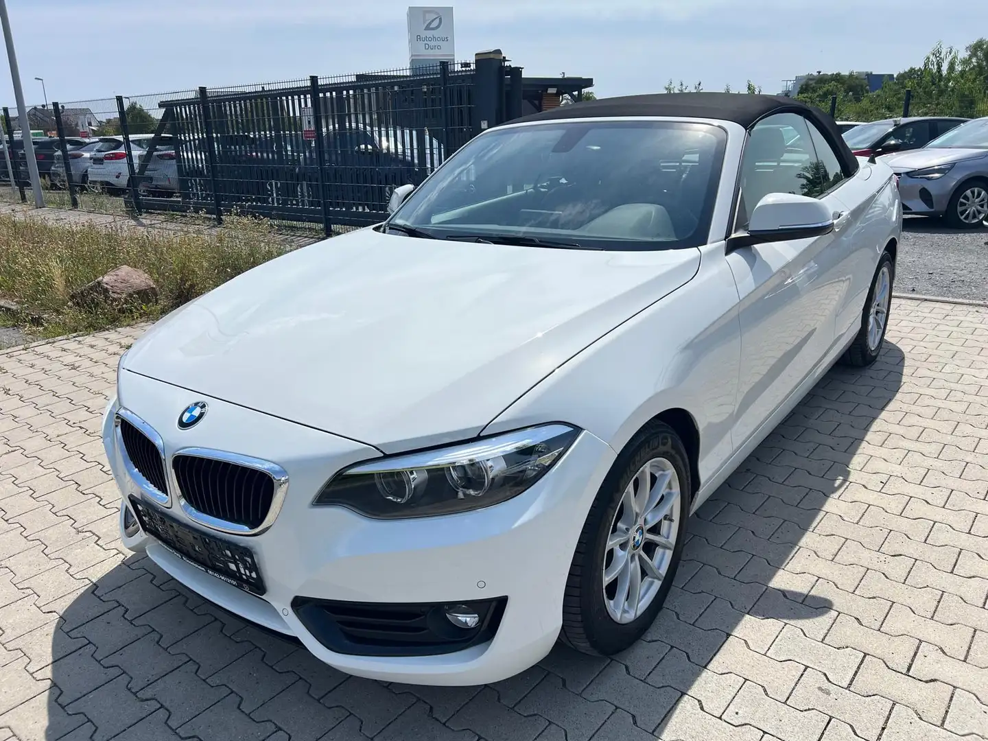 BMW 218 218i Cabrio Advantage Navi+Led+Shz+Pdc Weiß - 2