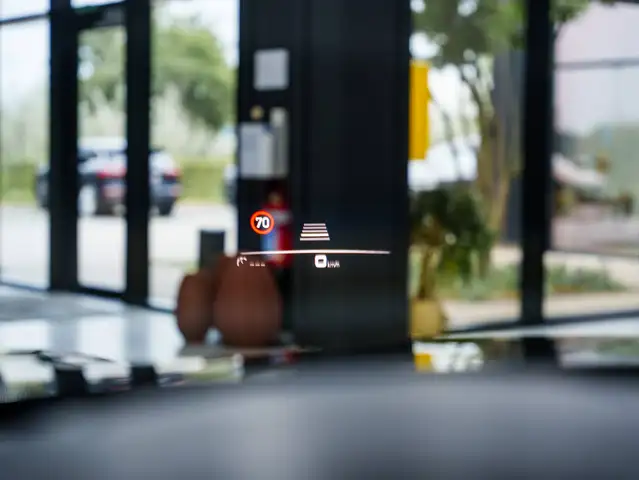 Porsche Panamera view 21
