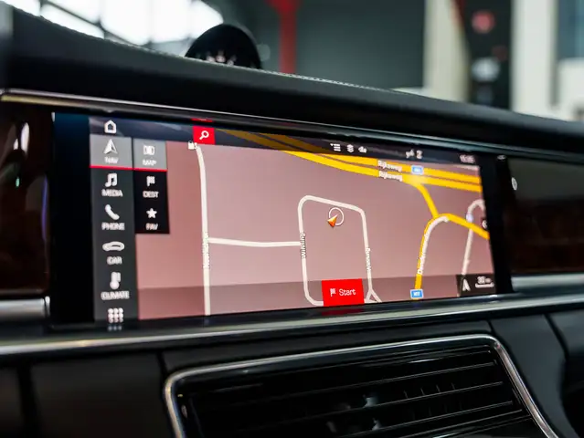 Porsche Panamera view 23