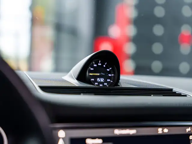 Porsche Panamera view 12