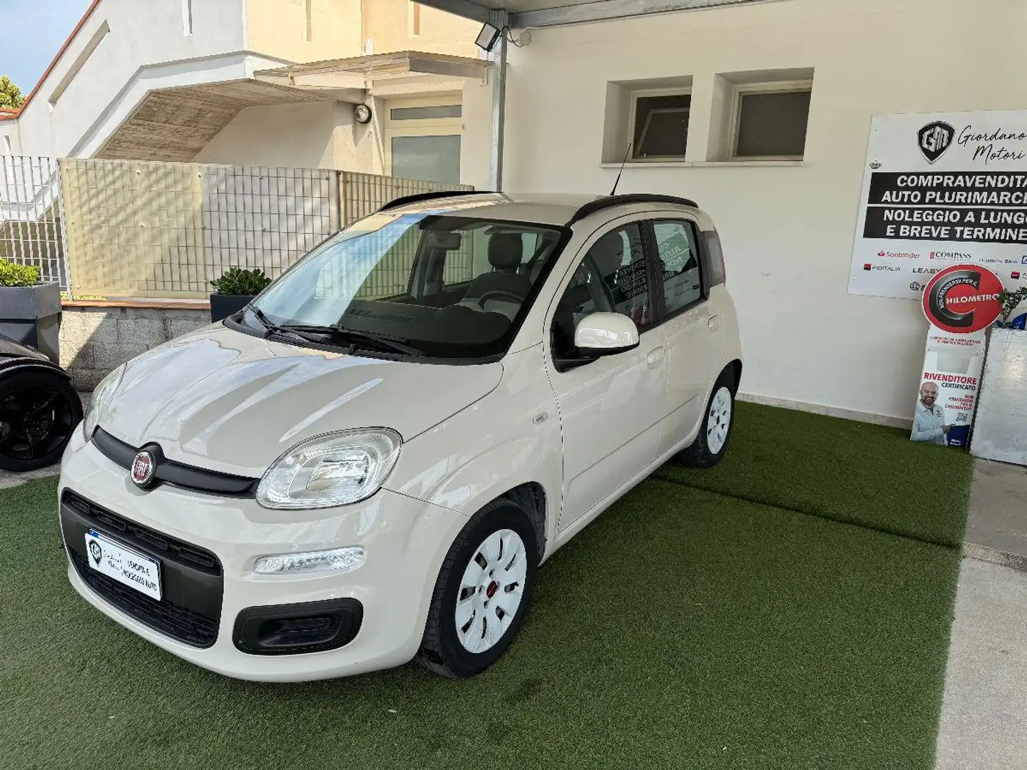 Fiat Panda 1.3 mjt 16v Lounge 75cv E5+ - 1