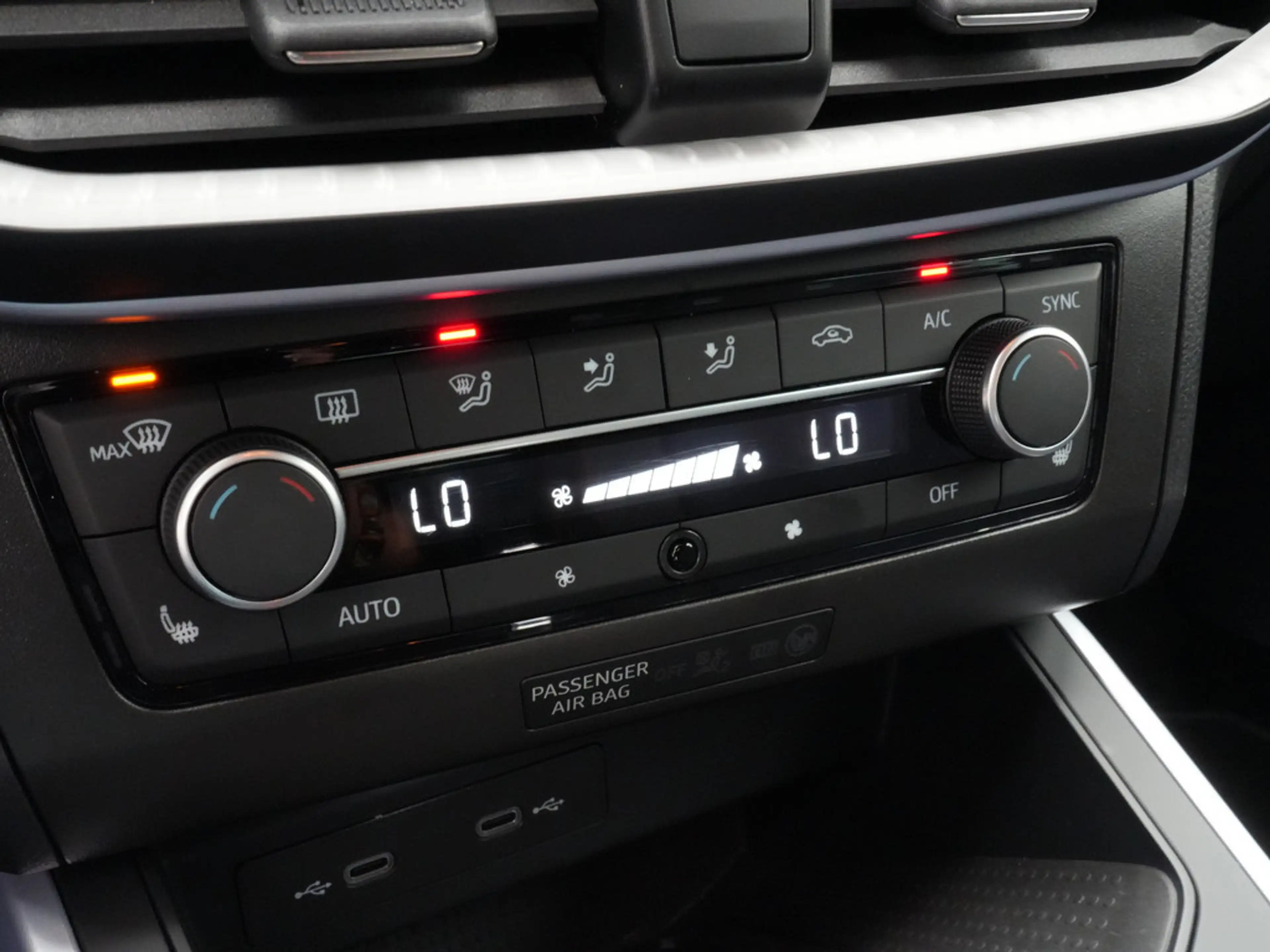 SEAT Arona FR DSG PDC KAM ACC CARPLAY LED NAVI VIRT — photo 10