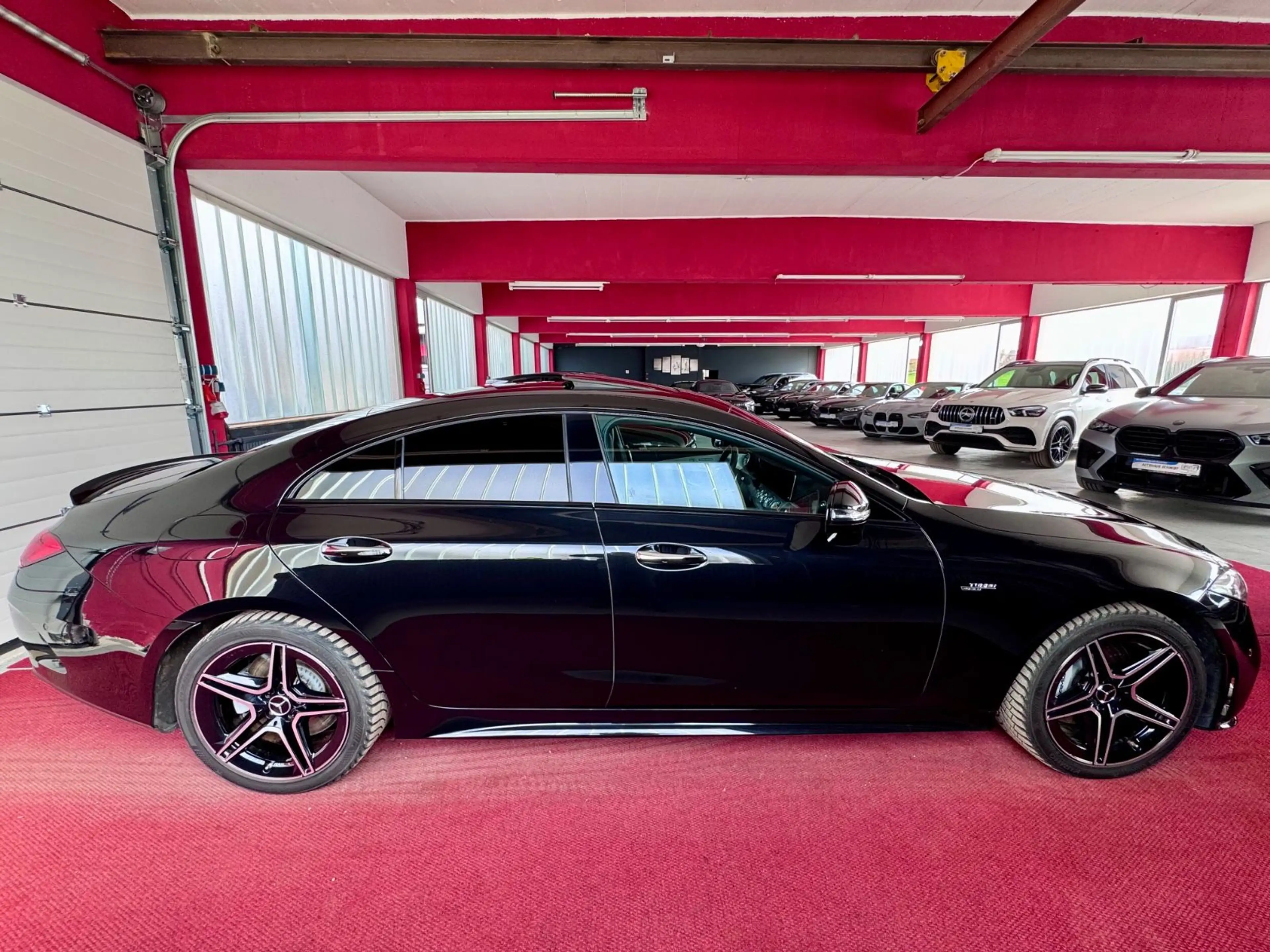 Mercedes-Benz CLS 53 AMG Pano Burmester Distronic Airmatic 360 — photo 5