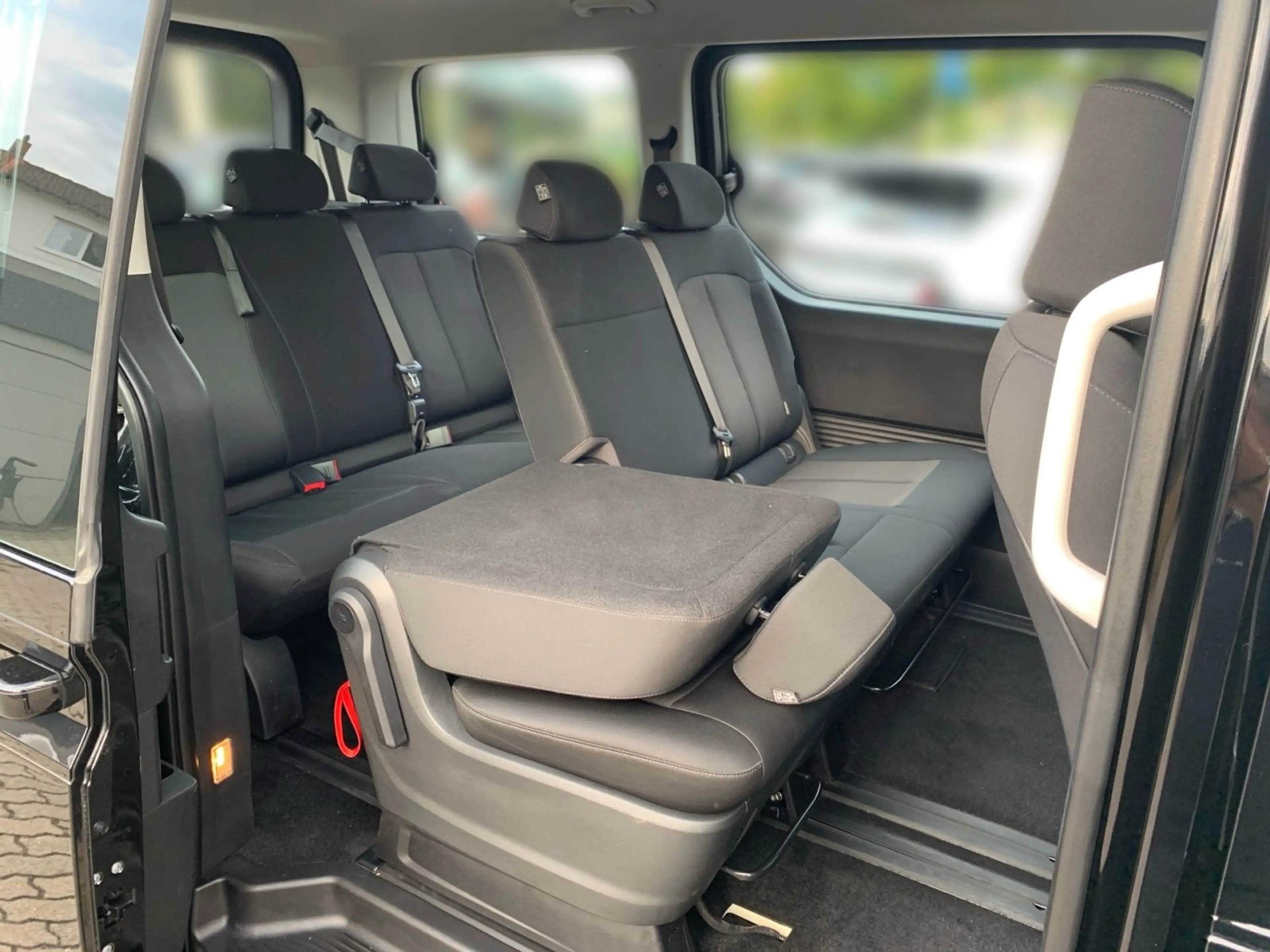 Hyundai STARIA STARIA 1.6 T-GDI Hybrid Trend 9-Sitzer Navi Allw — photo 25