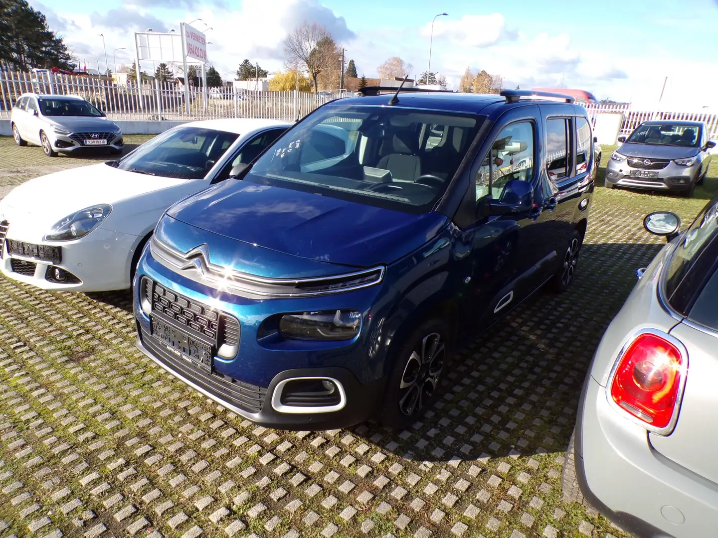 Citroen Berlingo Shine M Blau - 2