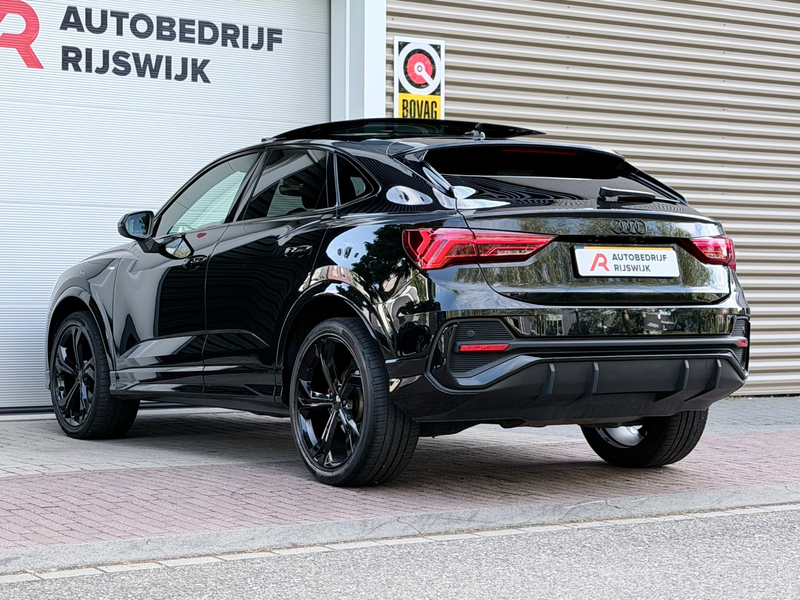 Audi Q3 Sportback 35 TFSI S Edition Pano/Leer/360/Sfeer — photo 7