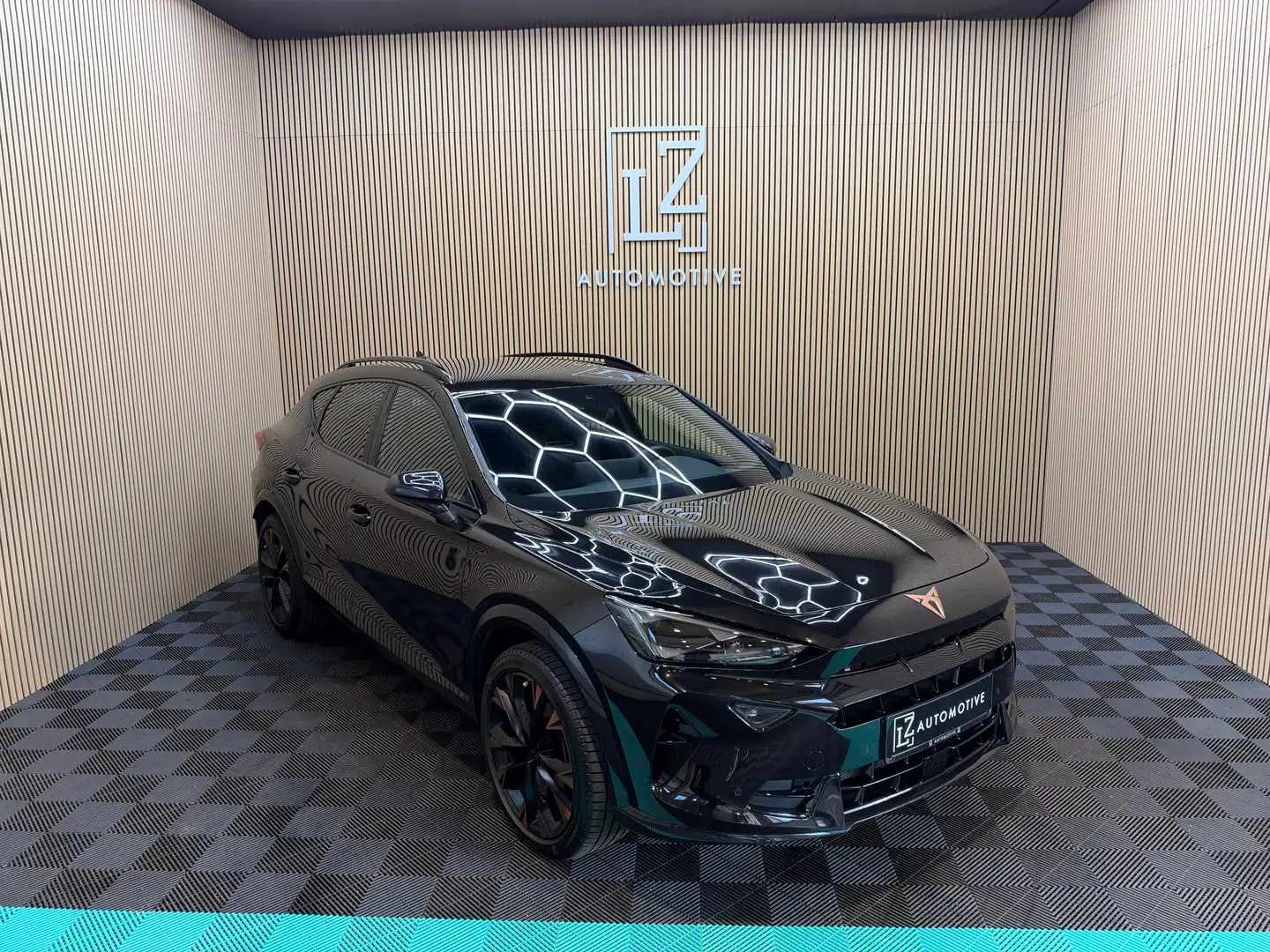CUPRA Formentor 1.5 eTSI DSG I DYNAMIC I SENNHEISER I PERFORMANCE Schwarz - 1