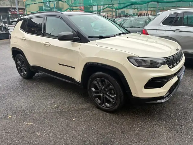 Jeep Compass view 5