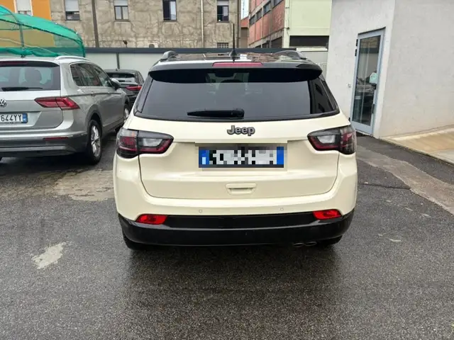 Jeep Compass view 9