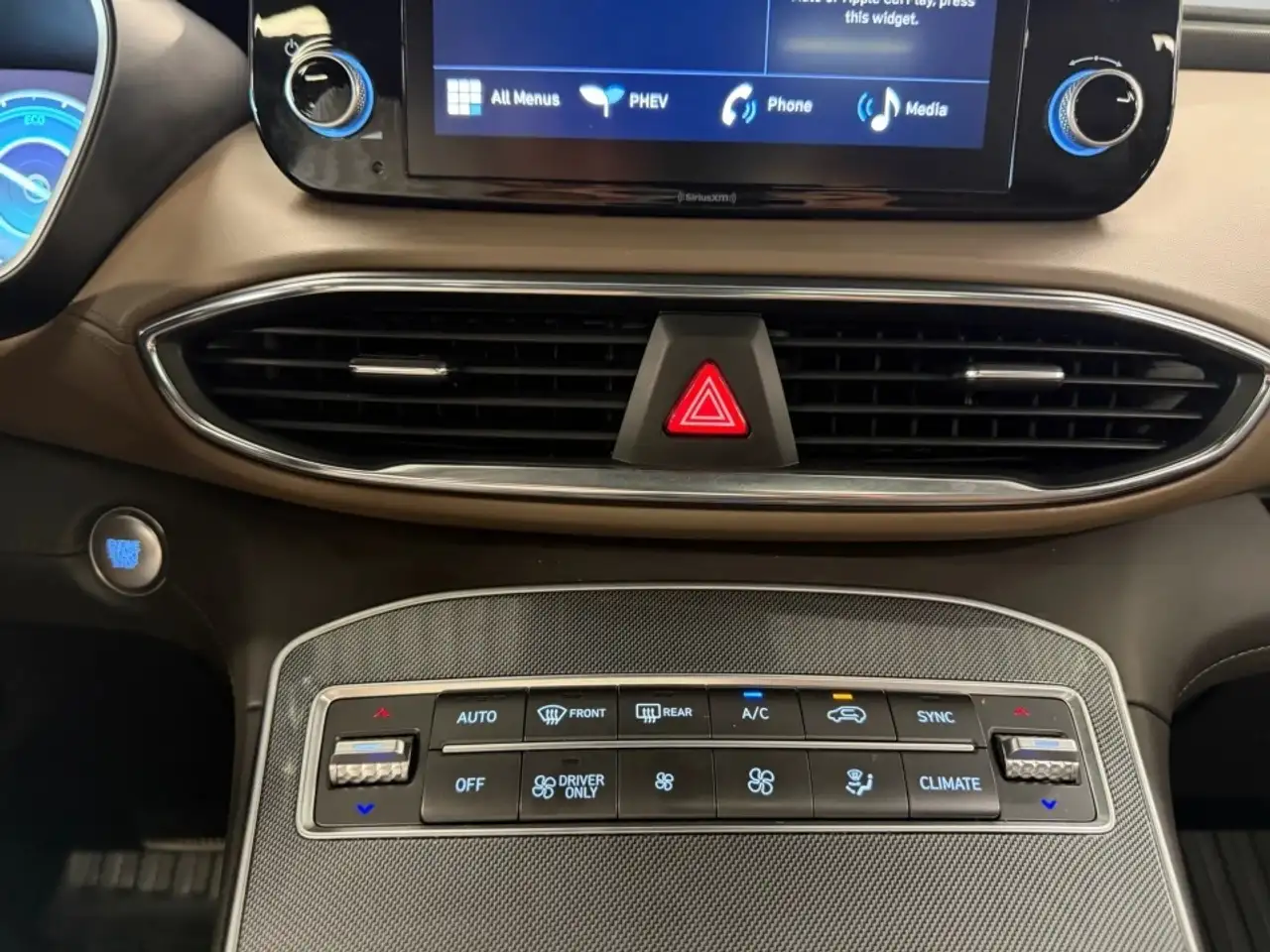 Hyundai SANTA FE снимка Hyundai SANTA FE