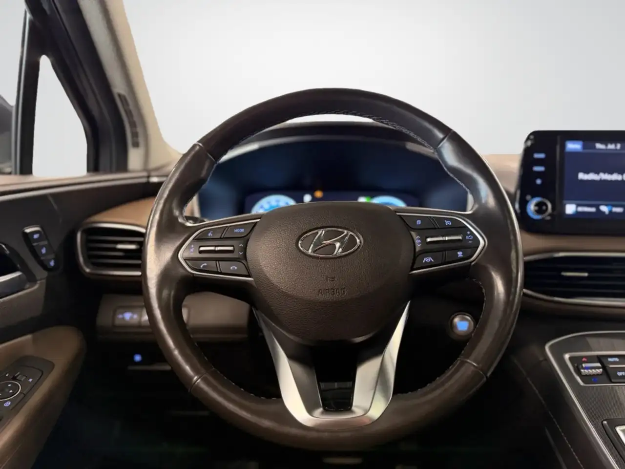 Hyundai SANTA FE снимка Hyundai SANTA FE