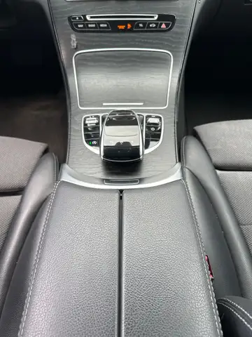Mercedes-Benz C-Class view 12