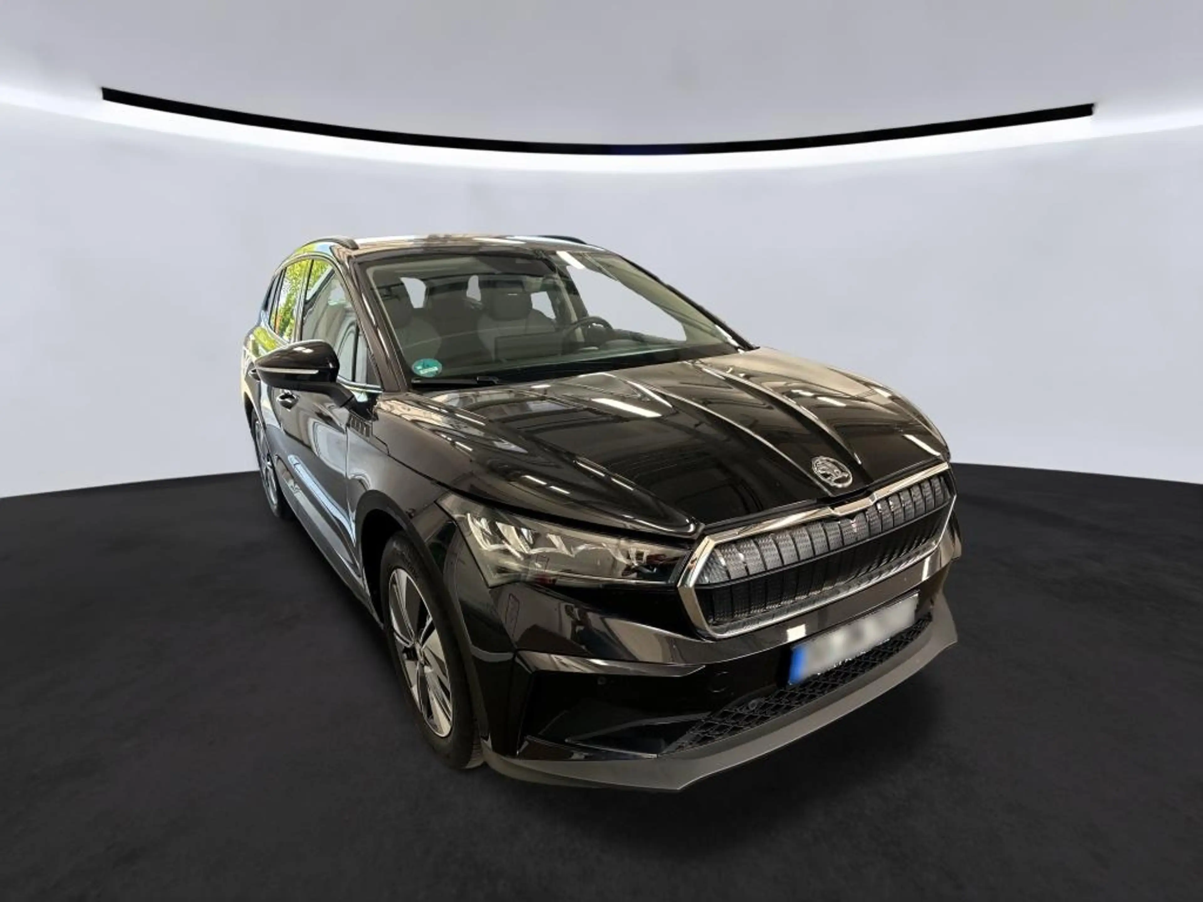 Skoda Enyaq iV 62kWh LOFT +AHK +RKAM +LED +NAVI +ACC +LM +SHZ — photo 3