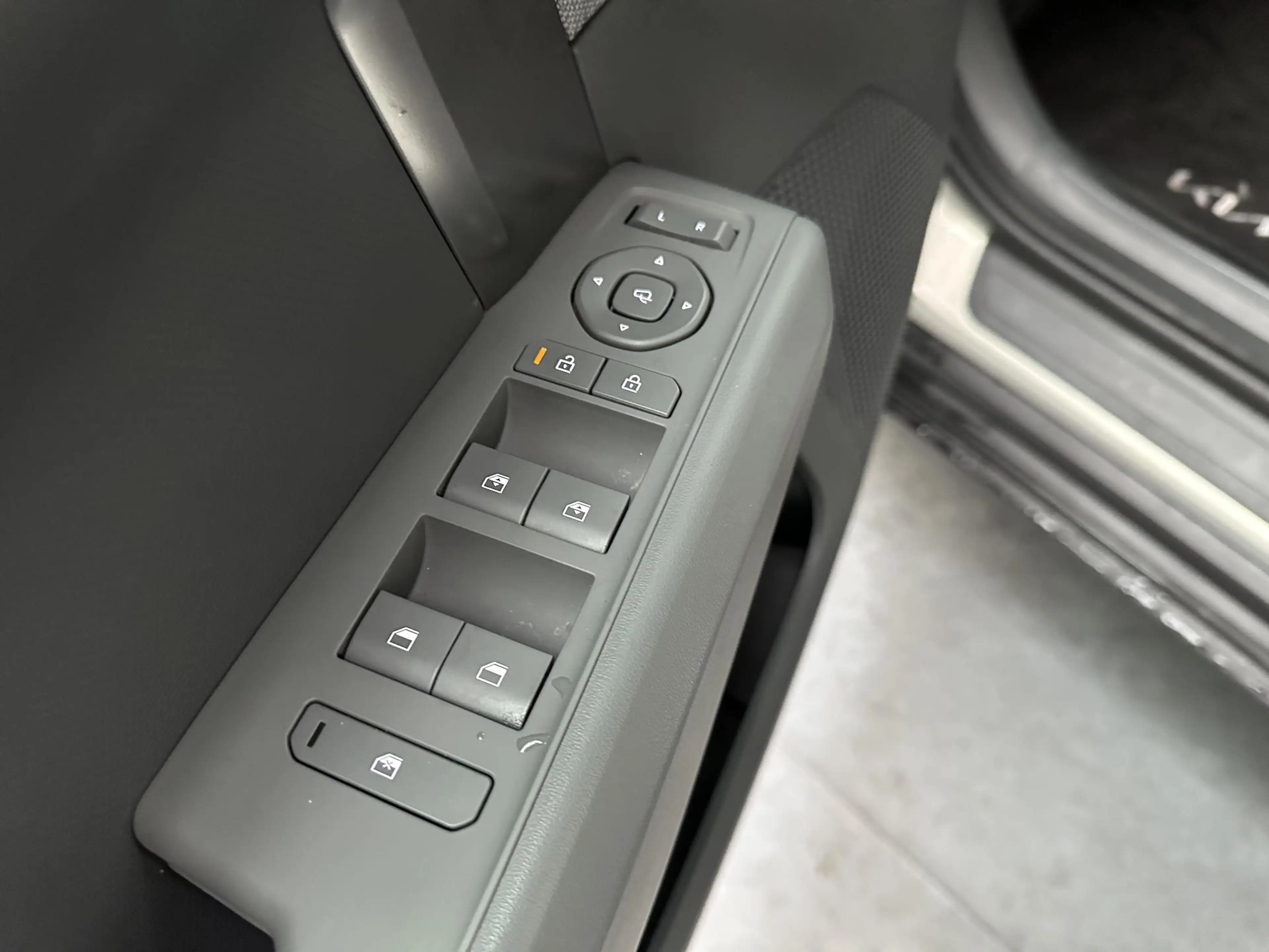 Kia EV3 Plus 81.4 kWh — photo 3