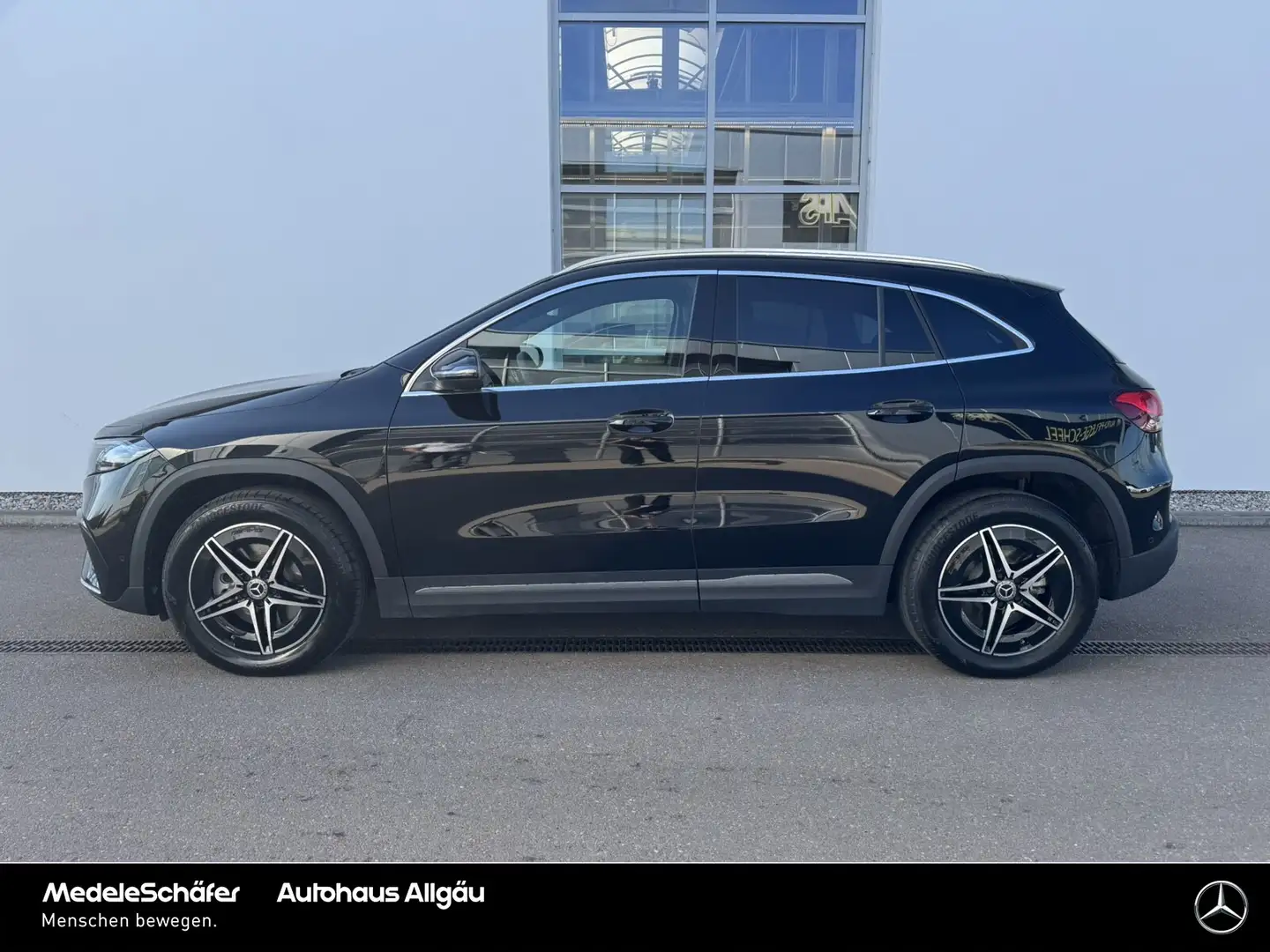 Mercedes-Benz EQA 300 EQA 300 4M AMG 18" Kamera Ambiente WD-Glas-dunkel Schwarz - 2