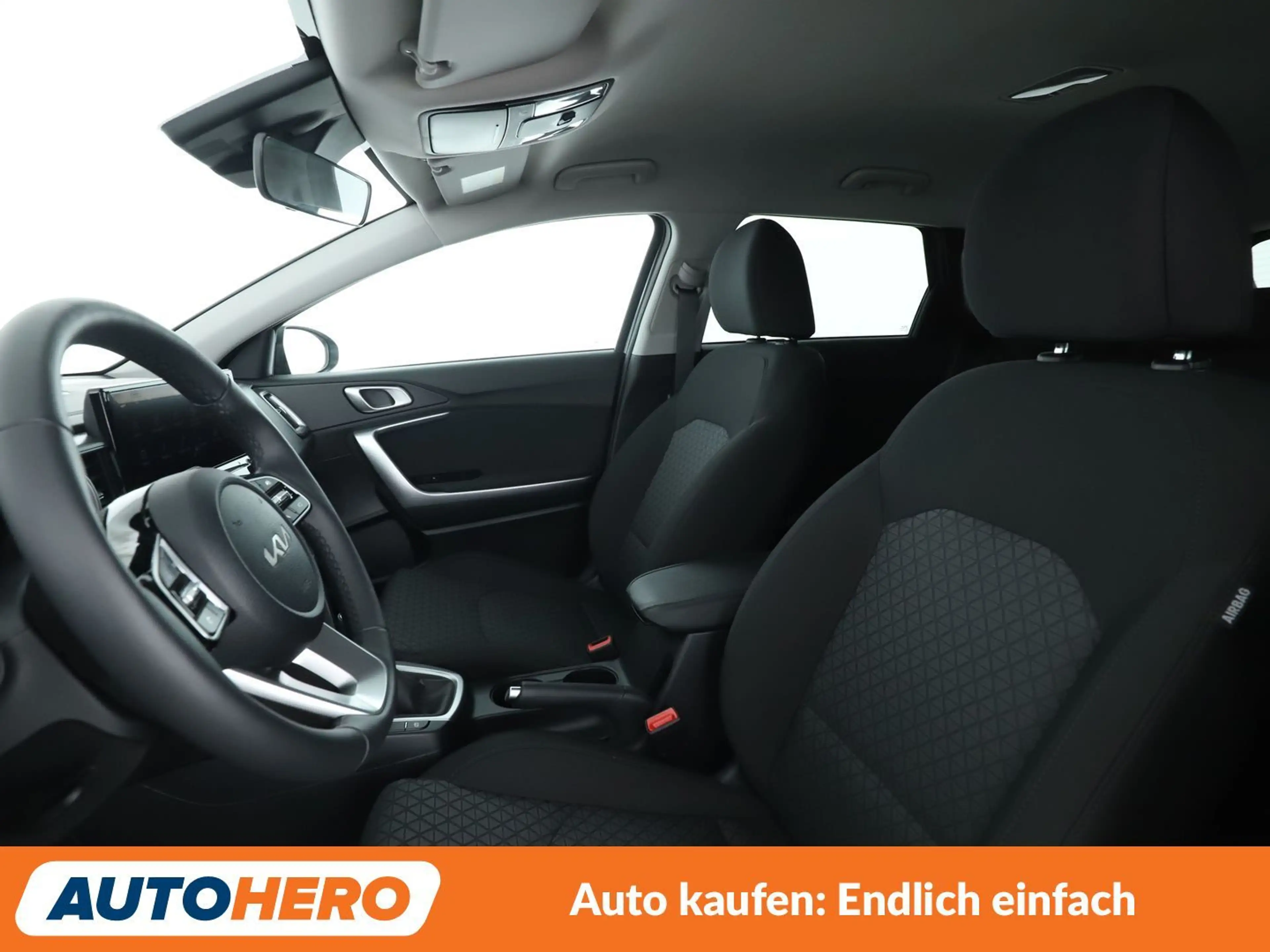 Kia Ceed / cee'd 1.5 TGDI Spirit*NAVI*TEMPO*PDC*SHZ*KLIMA*GARANTIE* — photo 10