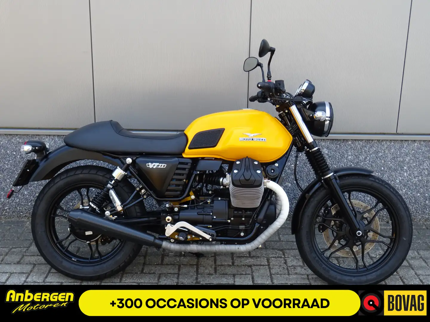 Moto Guzzi V 7 STONE II Geel - 1
